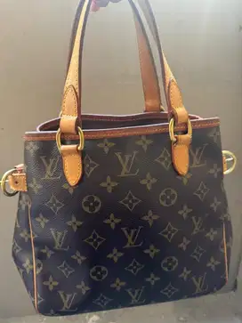 LV Vintage 2008 ( authentic )