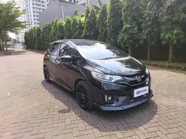 TDP Rendah Honda Jazz 1.5 RS Bensin-AT 2016 Putih CPVKB