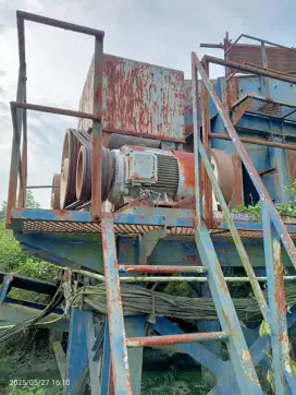 Stone crusher 600:900