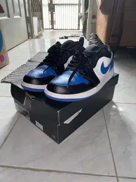 Air Jordan 1 Low Alternate Royal Toe