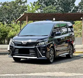 TOYOTA VOXY AT TAHUN 2021