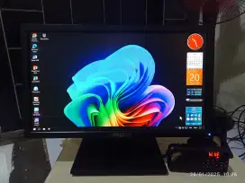 Monitor Dell 19 inci, Tinggal pakai kabel lengkap.