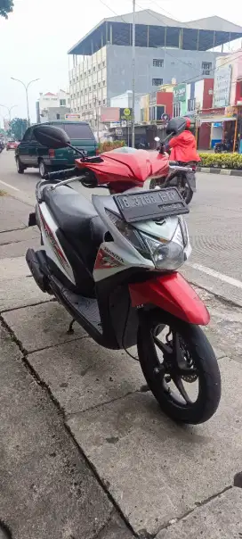 Honda beat fi 2016