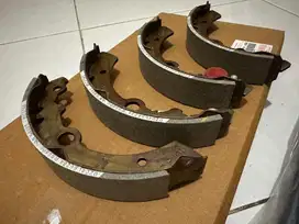 Kampas rem belakang suzuki ignis