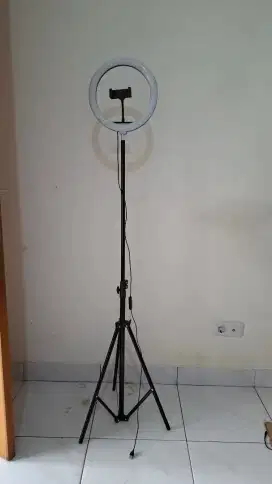 Tripod Ring Light Tinggi