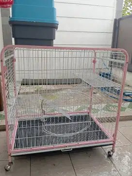 Kandang kucing octagon (merek bagus ) besi kuat, like new 95%.