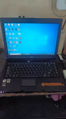 Laptop dell inspiron 1427