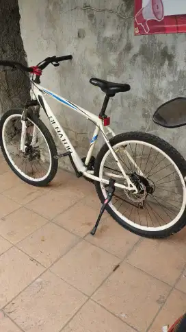 Sepeda mtb senator 26