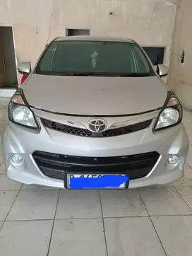 TOYOTA AVANZA VELOZ 1.5 MATIC 2013