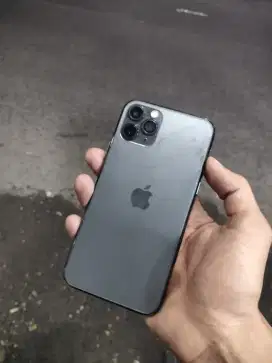 jual cepat iphone 11 pro 64gb inter minus udh ganti lcd di colour