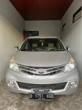 Avanza tipe G M/T tahun 2015
