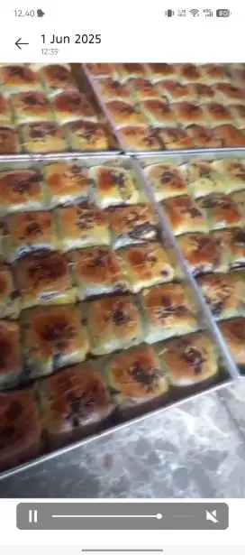 Bolen pisang coklat keju