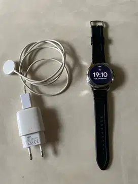 FOSSIL SMARTWATCH