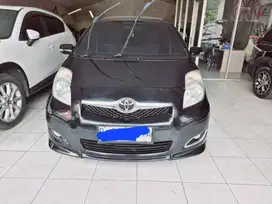 TOYOTA YARIS S LTD MATIC 2012 HITAM