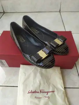 Jual Murah! Preloved Sepatu Flat Shoes Salvatore Ferragamo (Ori) 36