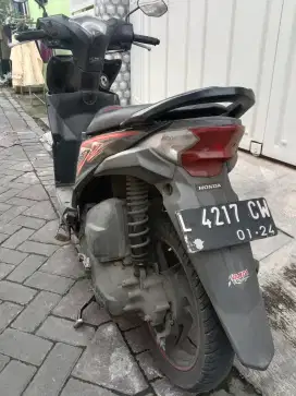 Honda beat tahun 2013 pemakaian tahun 2014