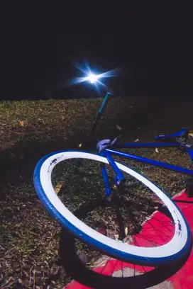 Dijual Cepat BU — Sepeda Fixie Custom Biru-Putih