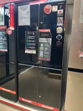 MELAYANI KREDIT KULKAS