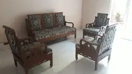 Jual murah kursi perabot rumah, sofa, lemari, edisi ngosongin rumah