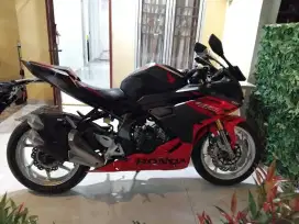 Honda CBR 250 ABS QS