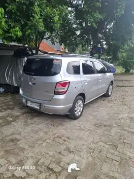 Chevrolet Spin 2013 Bensin