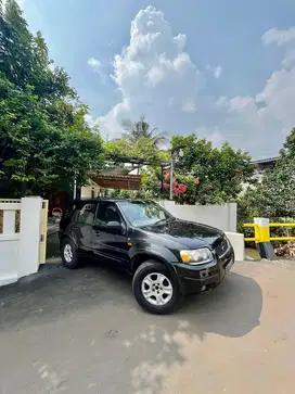 Ford escape V6 4x2 A/T 2003