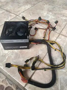 Power supply 650WATT