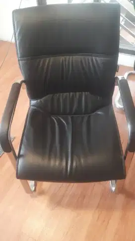 Di jual kursi kantor INFORMA murah amanah