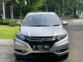 LOW KM! Honda HRV E CVT 2017 Silver