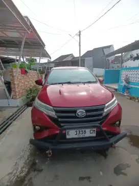 Daihatsu Terios 2018 merah marun