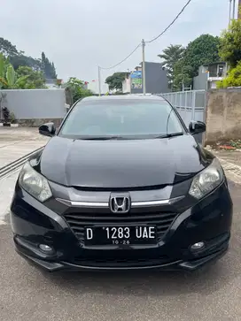 Honda HR-V AT (2016)