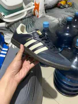 adidas samba OG navy white gum original size UK9 EUR43