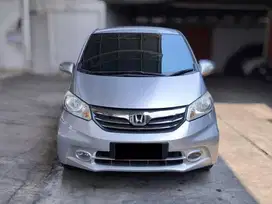 Honda Freed SD Matic / AT 2015 Silver