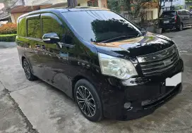 Toyota Nav 1 Tipe G 2.0 Automatic 2013