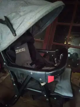 Dorongan bayi 0/4 tahun
