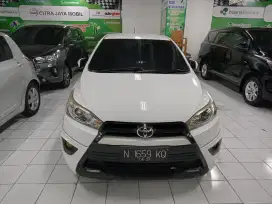 TOYOTA YARIS TRD SPORTIVO AT 2015 PUTIH
