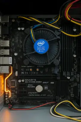 Paket Siap Pakai! Motherboard + i5-7500 + RAM 8GB DDR4 + Fan Intel