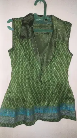Outer vest songket