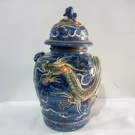 Vintage Guci Motif Naga Loong Full Body Timbul • Guci China Kuno