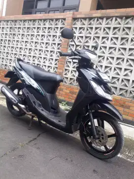 Yamaha mio 2009warna hitam