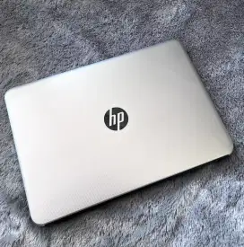 Laptop RAM 8GB sudah SSD 128 GB + HDD 500 GB Windows 10 Muluss