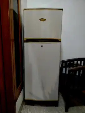 Kulkas Sharp 2 Pintu