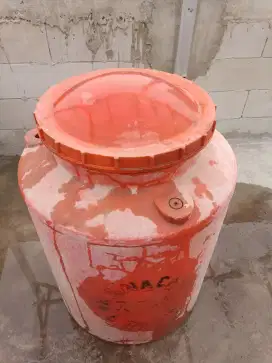 Tampungan air/toren 250/300 liter
