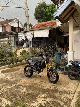 Kawasaki KLX SM 2023