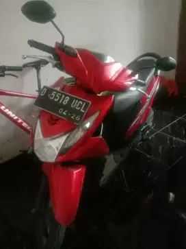 Beat 2016 merah