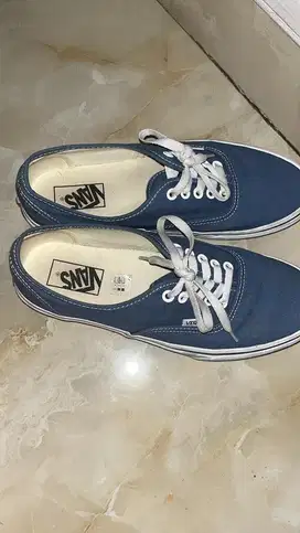 Sepatu Vans ukr 41