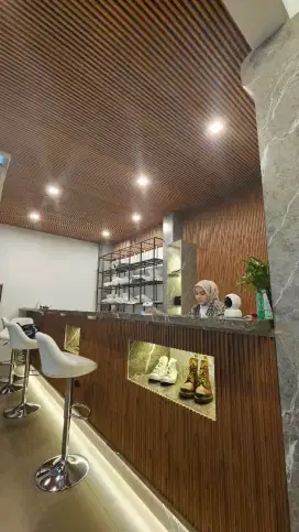 (Diskon) Meja Bar / Cafe / Kasir
