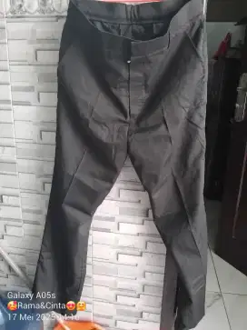 Celana kain uk 33