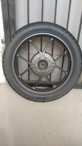 Velg belakang motor beat