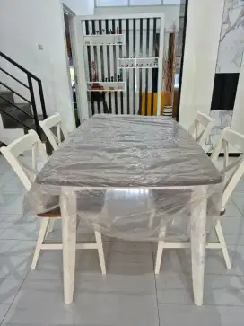 Jual 1 set meja makan